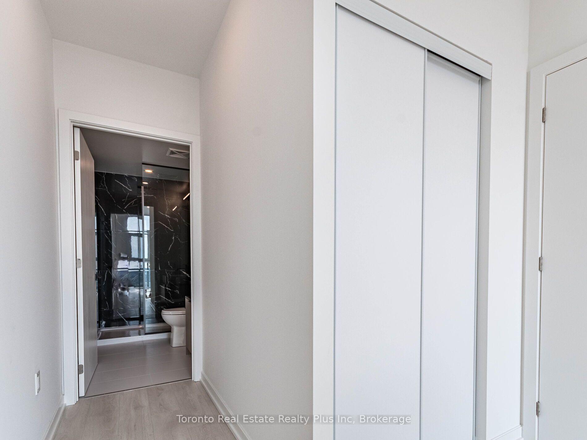 Photo 17 of Unit 2411, 10 Graphophone Grove, Toronto, Dovercourt-Wallace Emerson-Junction — HOMEH