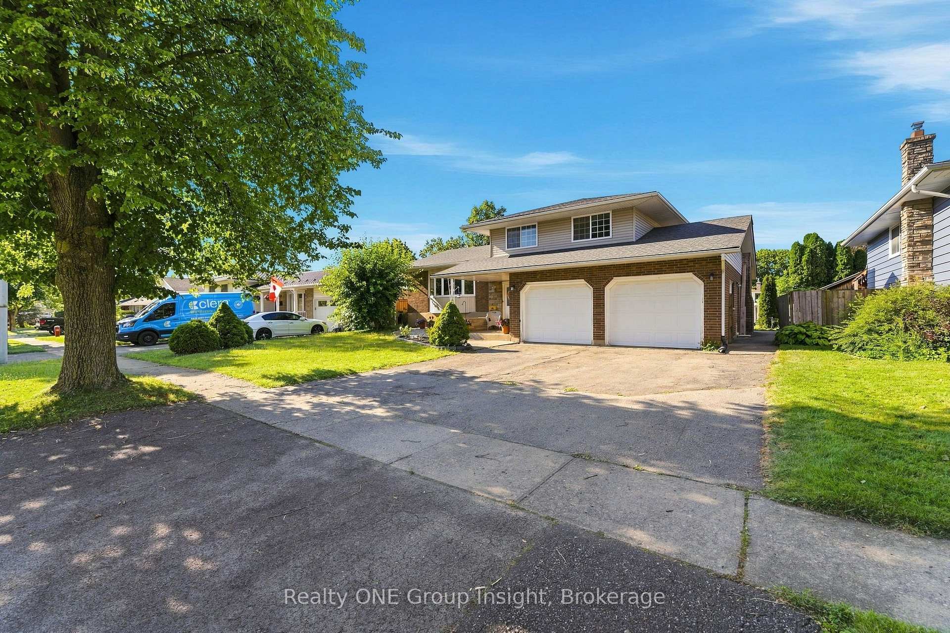 Photo 2 of 46 Mccoll Drive, Welland, N. Welland — HOMEH