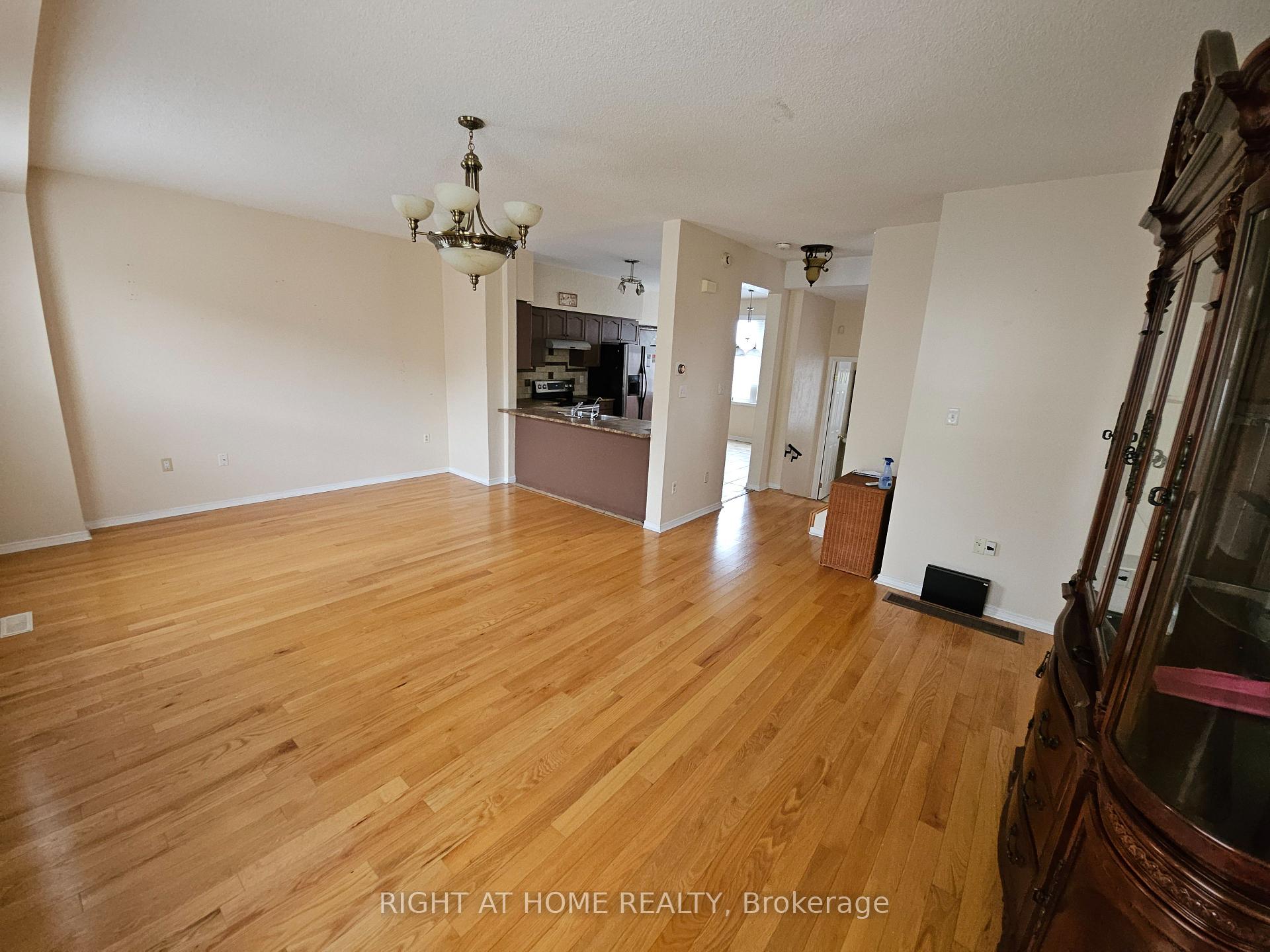Photo 8 of Unit 44, 7155 Magistrate Terrace, Mississauga, Meadowvale Village — HOMEH