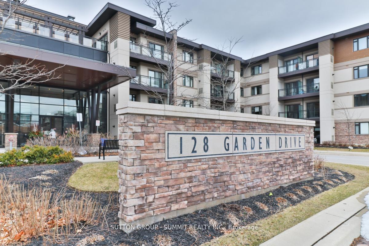 Front of Unit 124, 128 Garden Drive