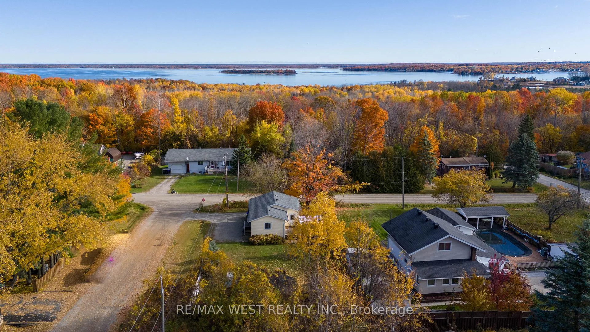 Photo 1 of 428 Barnes Avenue, Tay, Port McNicoll — HOMEH