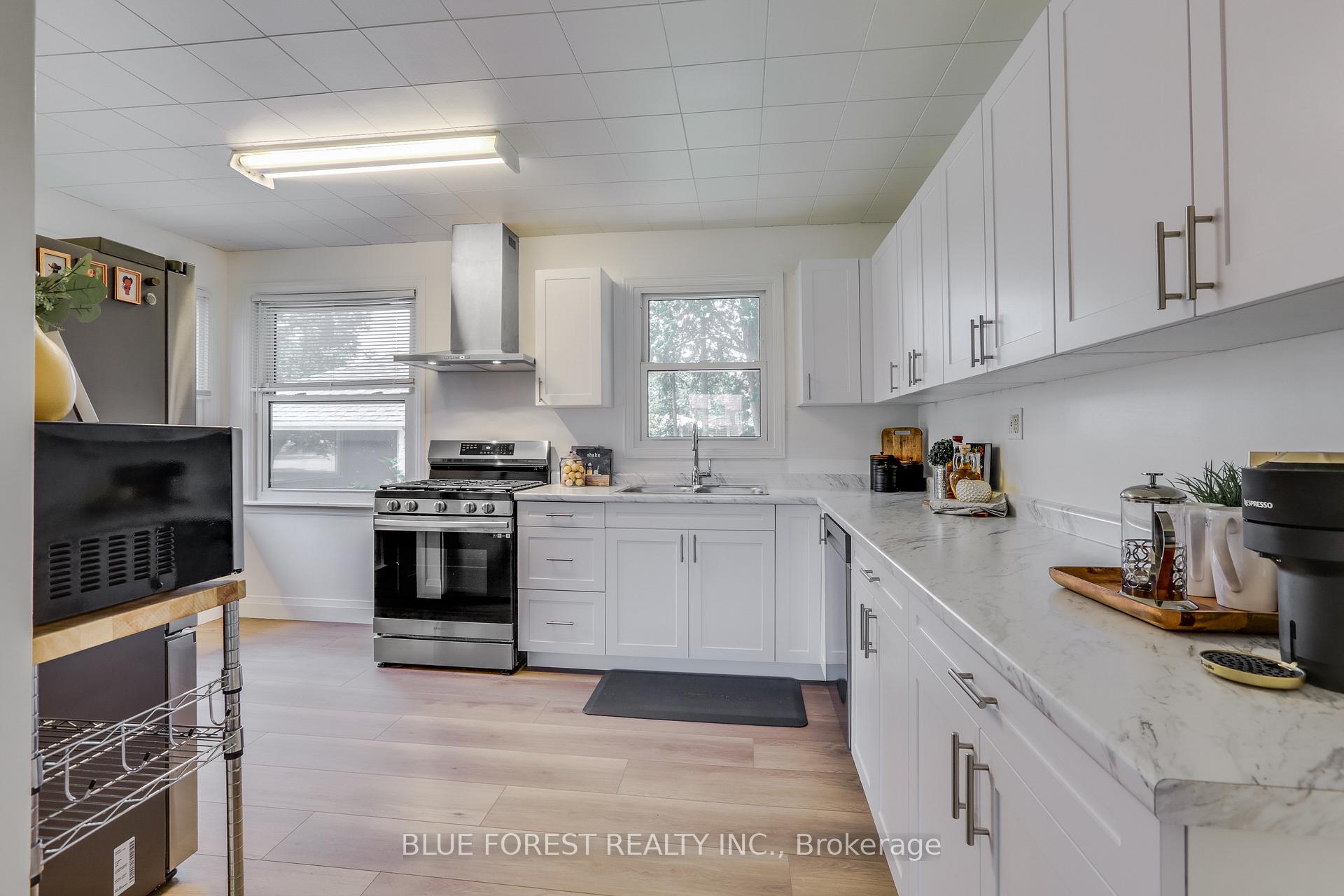 Photo 6 of 114 Graham Road, West Elgin, West Lorne — HOMEH