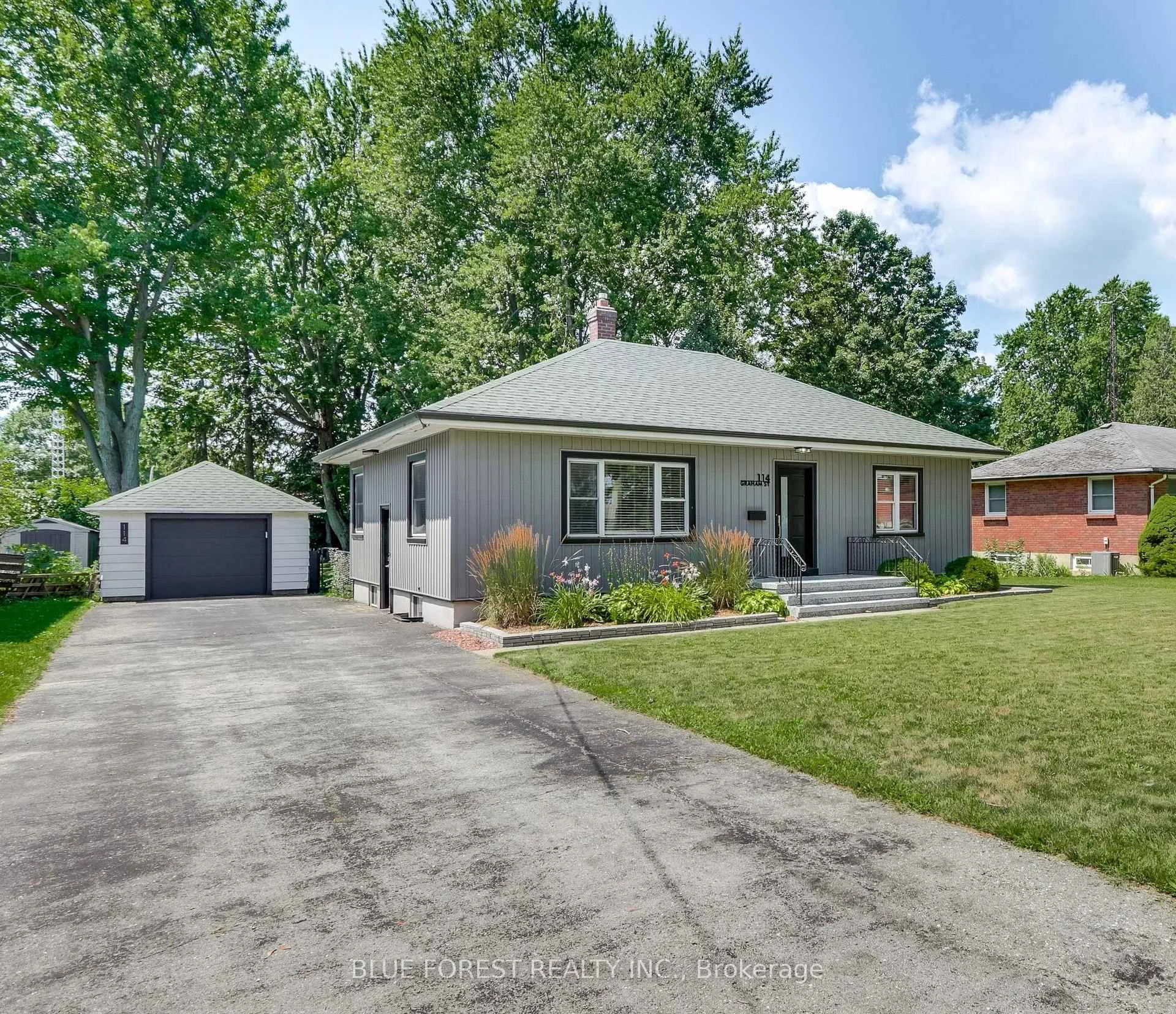 Photo 1 of 114 Graham Road, West Elgin, West Lorne — HOMEH
