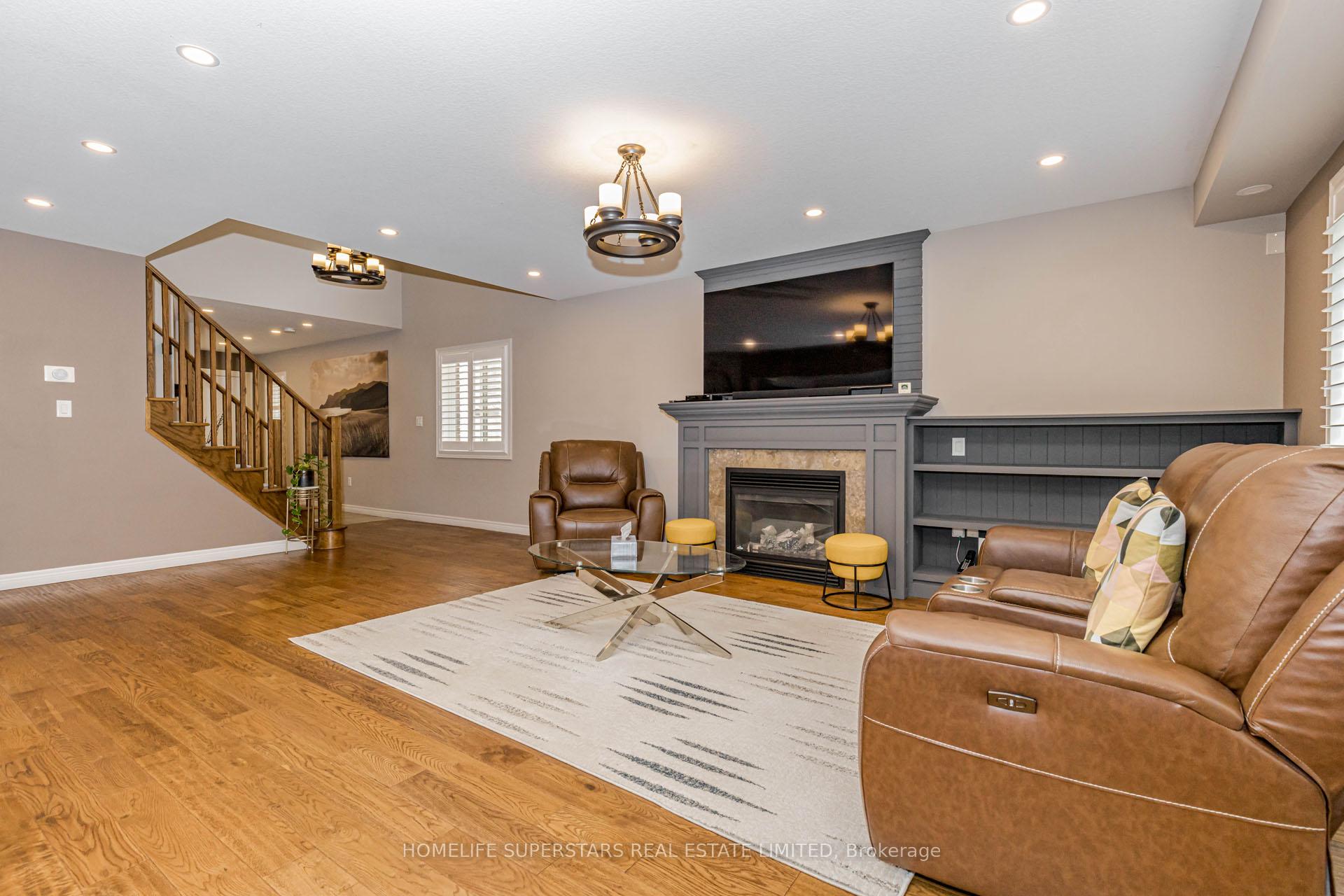 Photo 10 of 94 Forest Creek Drive, Kitchener, Doon South — HOMEH