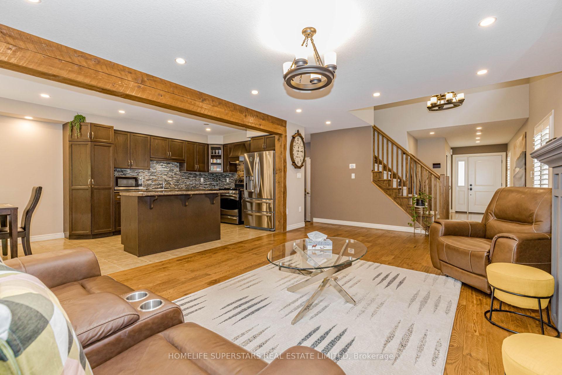 Photo 11 of 94 Forest Creek Drive, Kitchener, Doon South — HOMEH