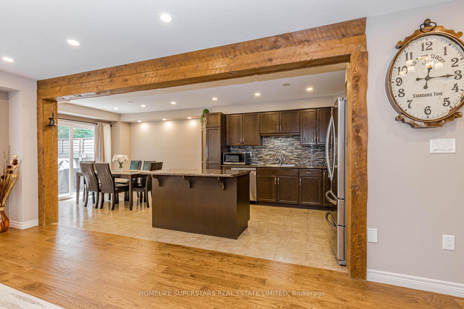 Photo 12 of 94 Forest Creek Drive, Kitchener, Doon South — HOMEH