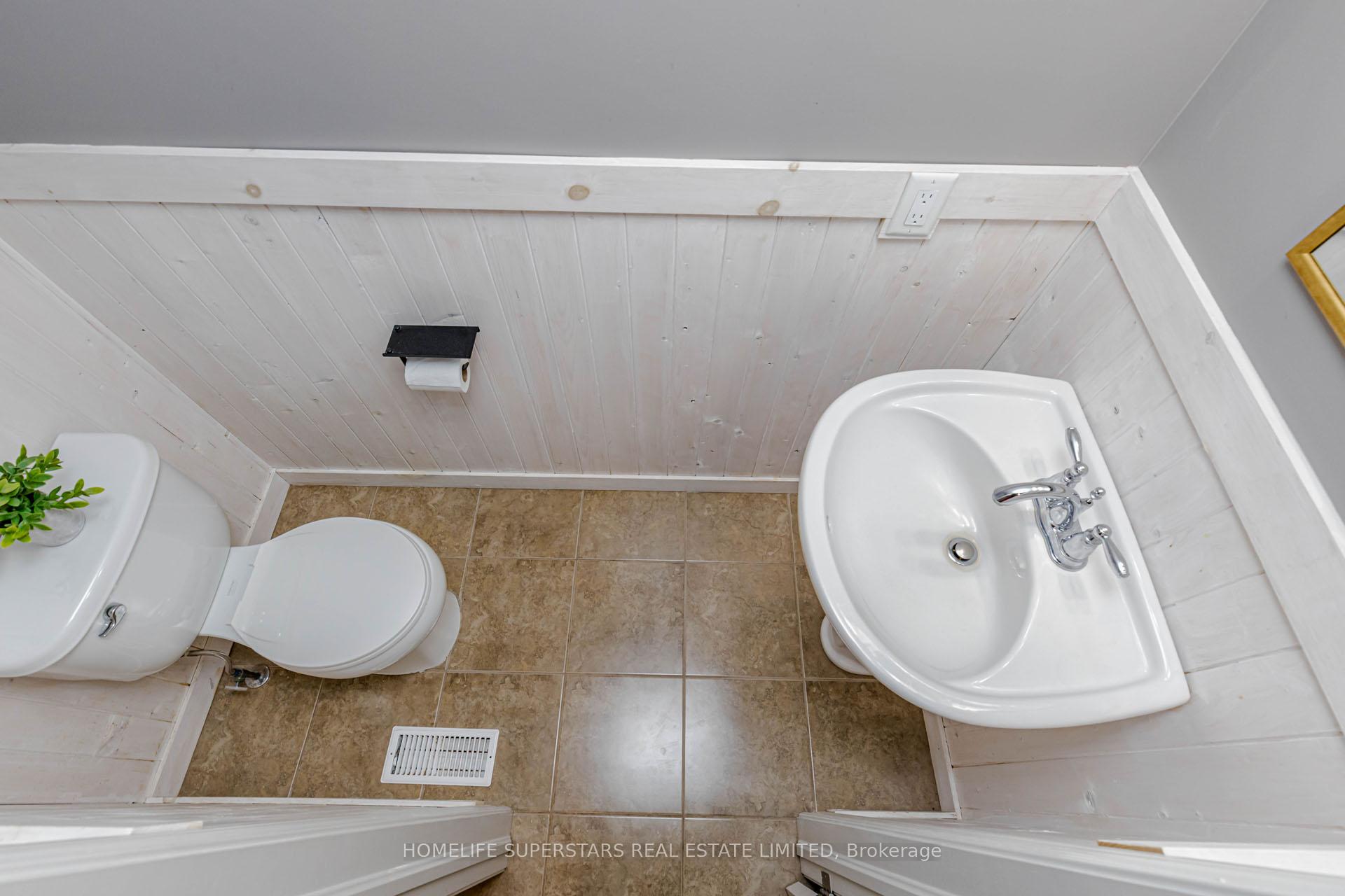 Photo 20 of 94 Forest Creek Drive, Kitchener, Doon South — HOMEH