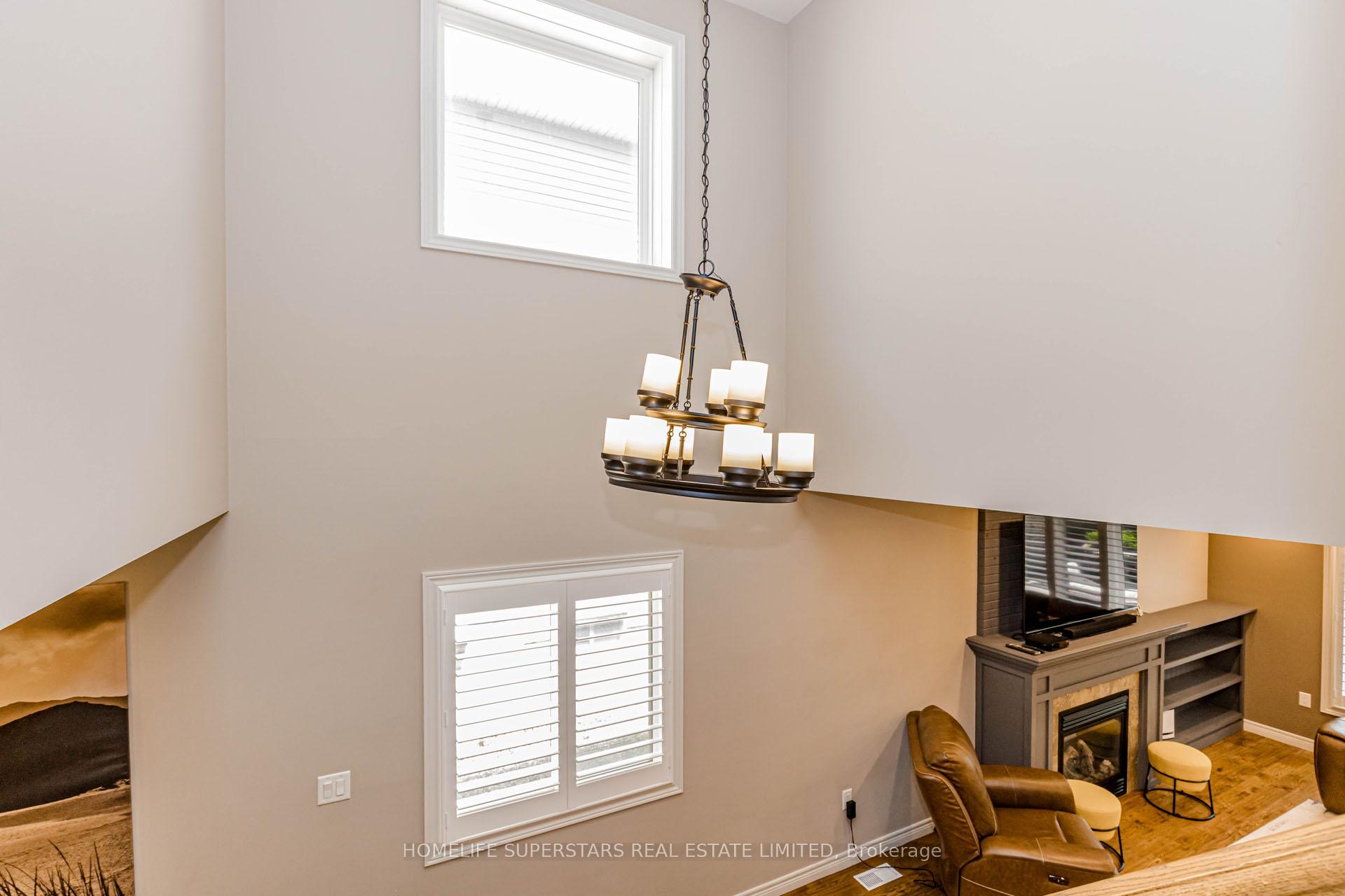 Photo 21 of 94 Forest Creek Drive, Kitchener, Doon South — HOMEH