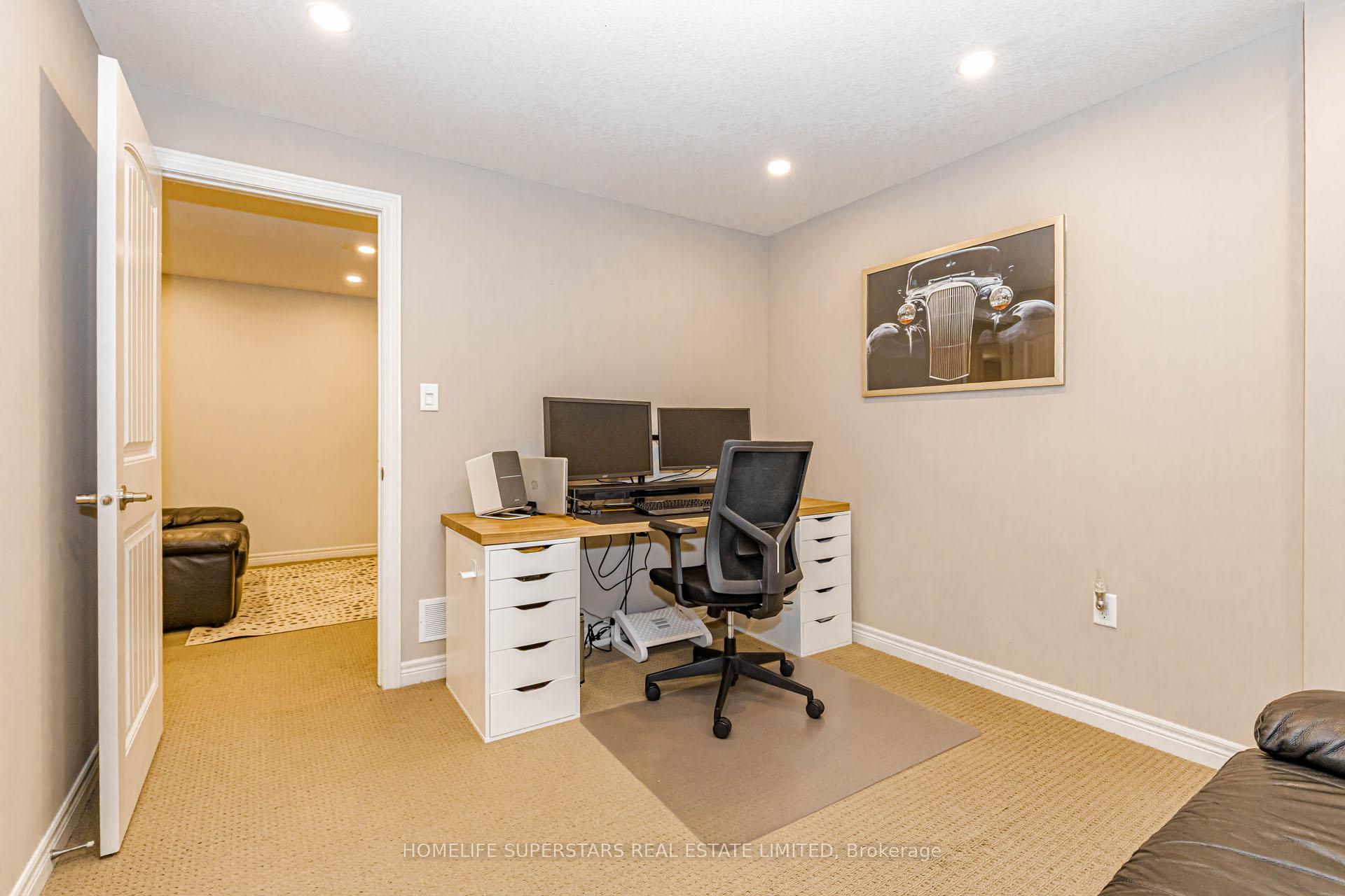 Photo 39 of 94 Forest Creek Drive, Kitchener, Doon South — HOMEH