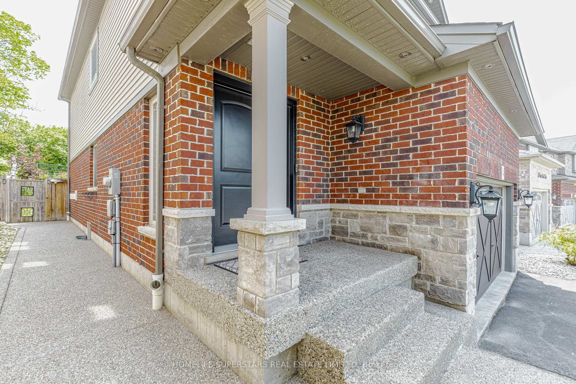 Photo 43 of 94 Forest Creek Drive, Kitchener, Doon South — HOMEH
