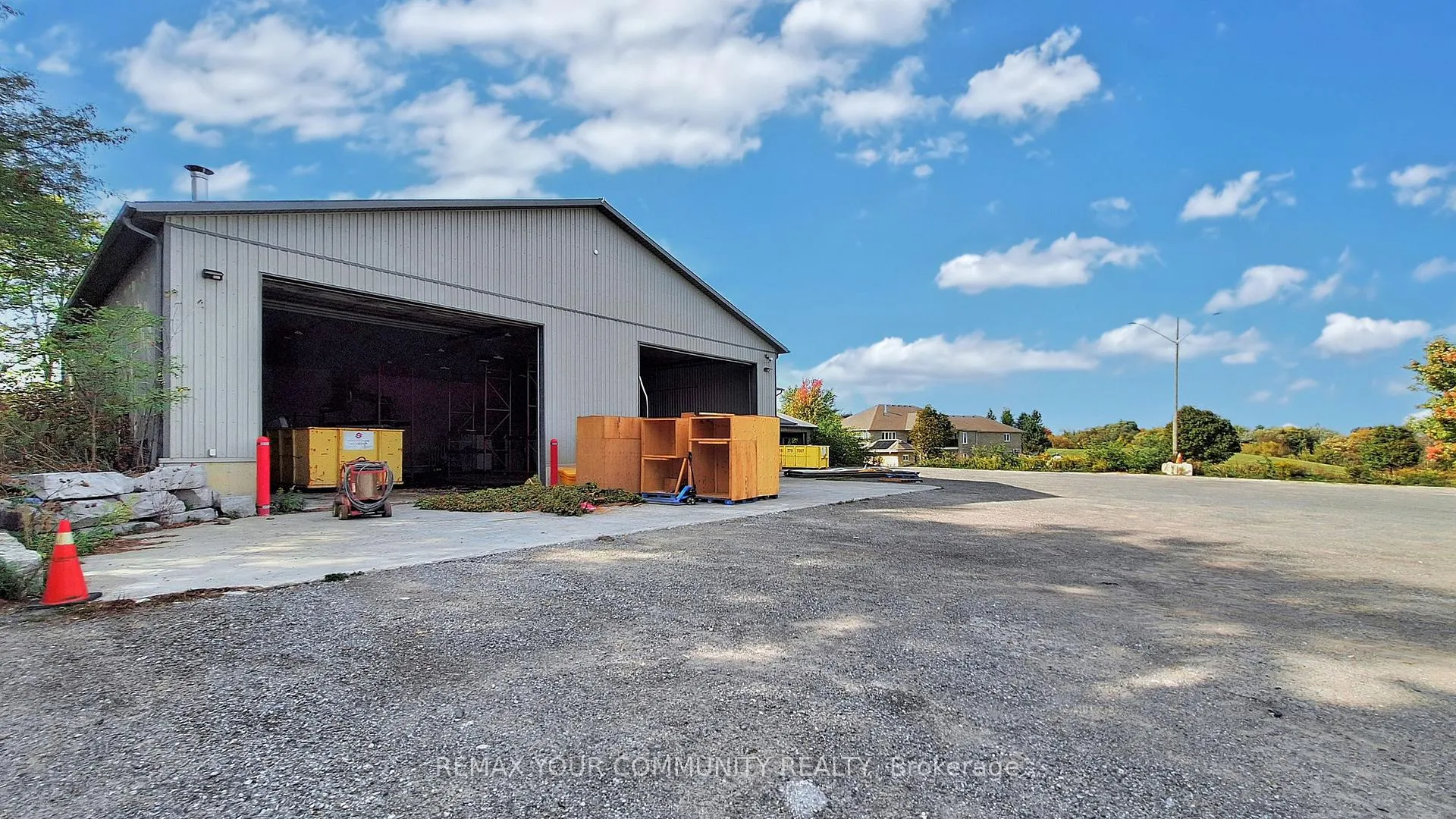 Photo 12 of 1065 20th Side Road, King, Schomberg — HOMEH