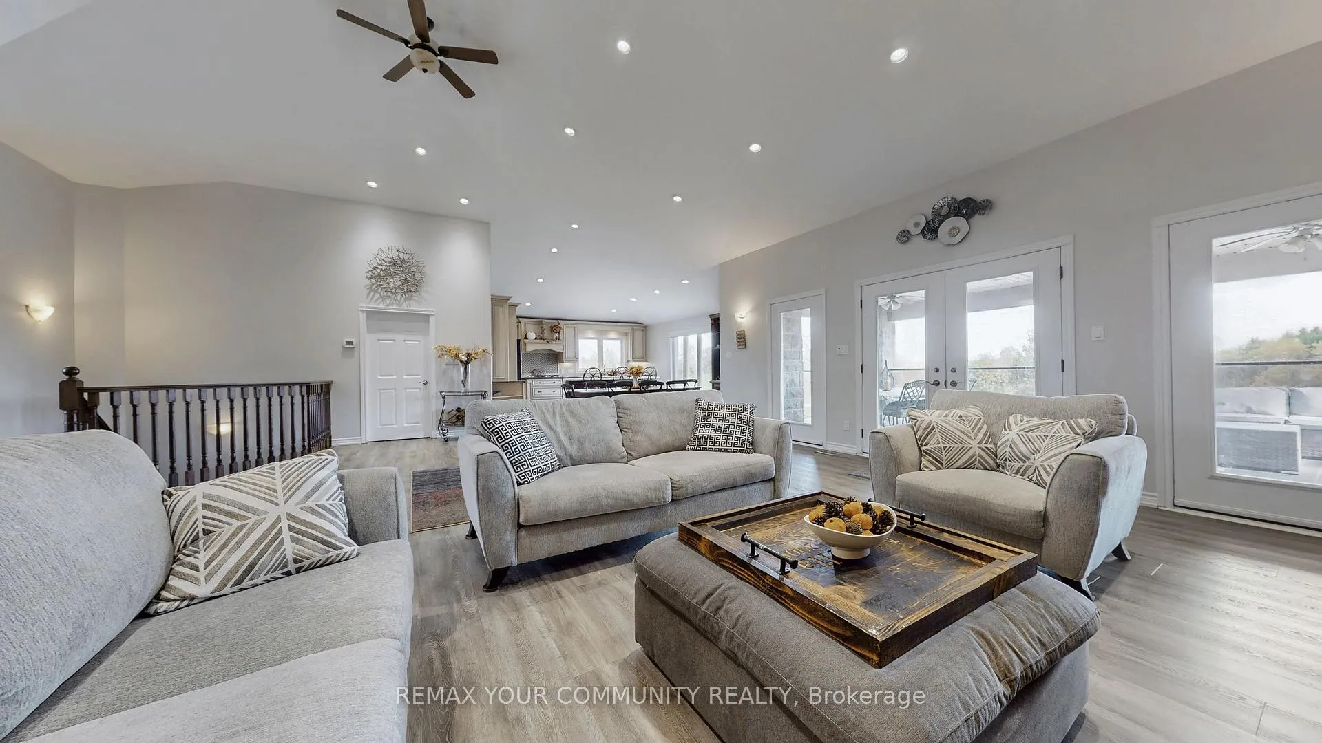 Photo 15 of 1065 20th Side Road, King, Schomberg — HOMEH