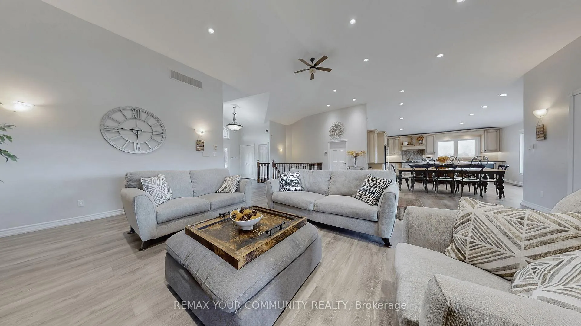 Photo 17 of 1065 20th Side Road, King, Schomberg — HOMEH