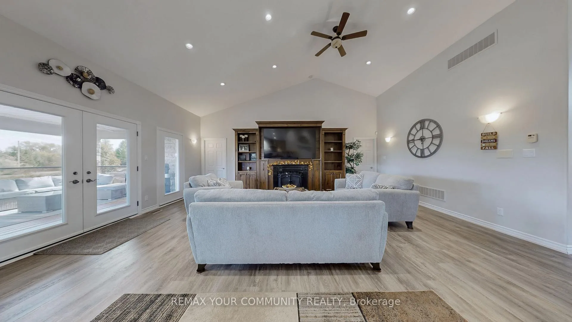 Photo 18 of 1065 20th Side Road, King, Schomberg — HOMEH