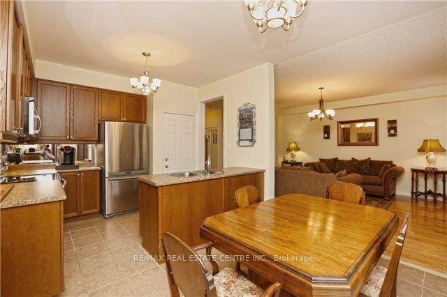 Photo 4 of 43 Joywill Court, Brampton, Fletcher's Meadow — HOMEH
