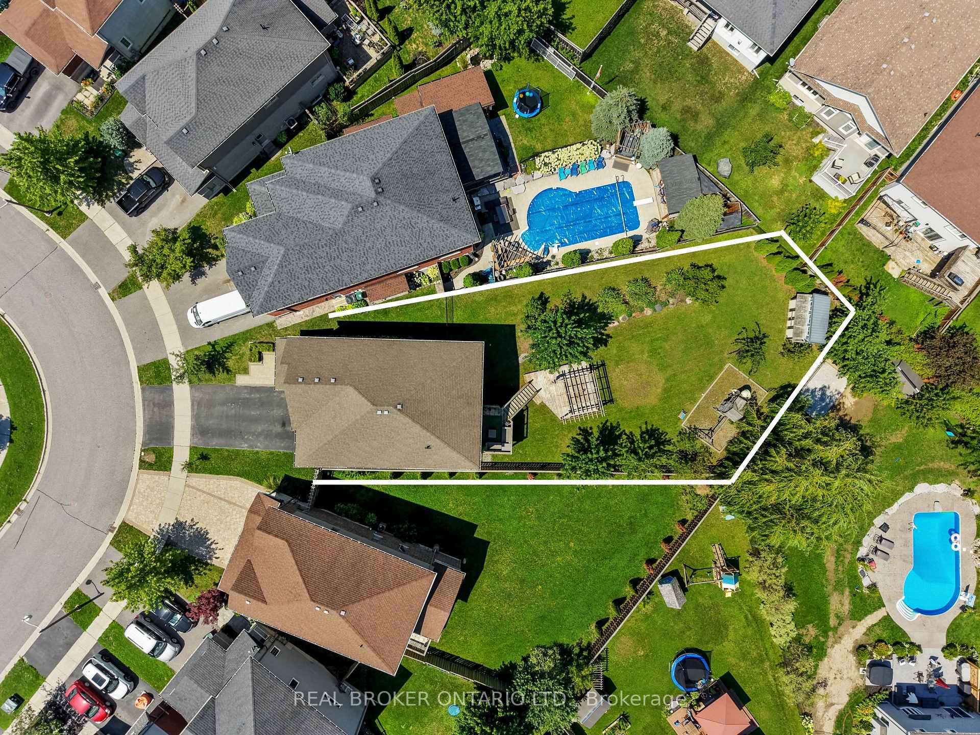 Photo 6 of 334 Blacksmith Way, Peterborough, Northcrest Ward 5 — HOMEH