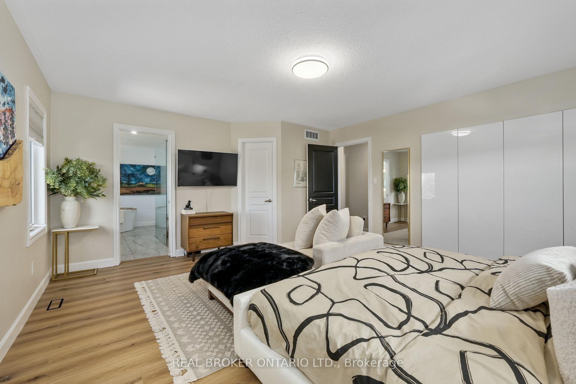 Photo 36 of 334 Blacksmith Way, Peterborough, Northcrest Ward 5 — HOMEH