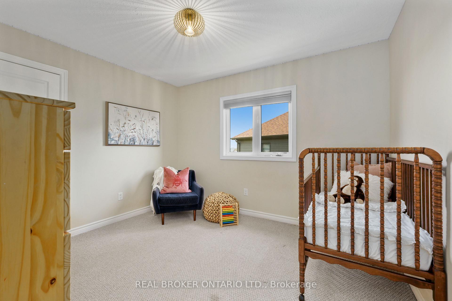 Photo 37 of 334 Blacksmith Way, Peterborough, Northcrest Ward 5 — HOMEH