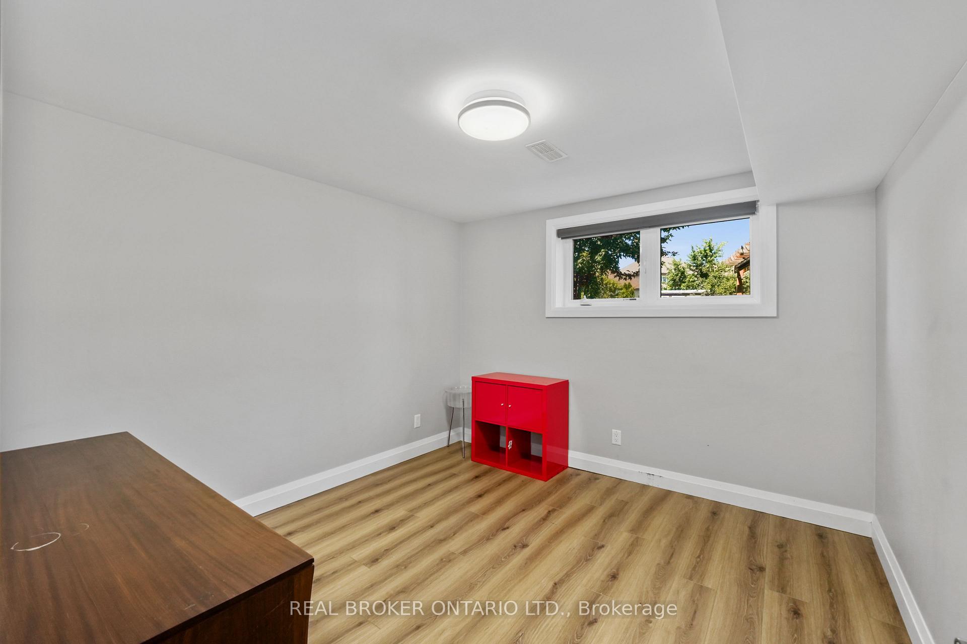 Photo 49 of 334 Blacksmith Way, Peterborough, Northcrest Ward 5 — HOMEH