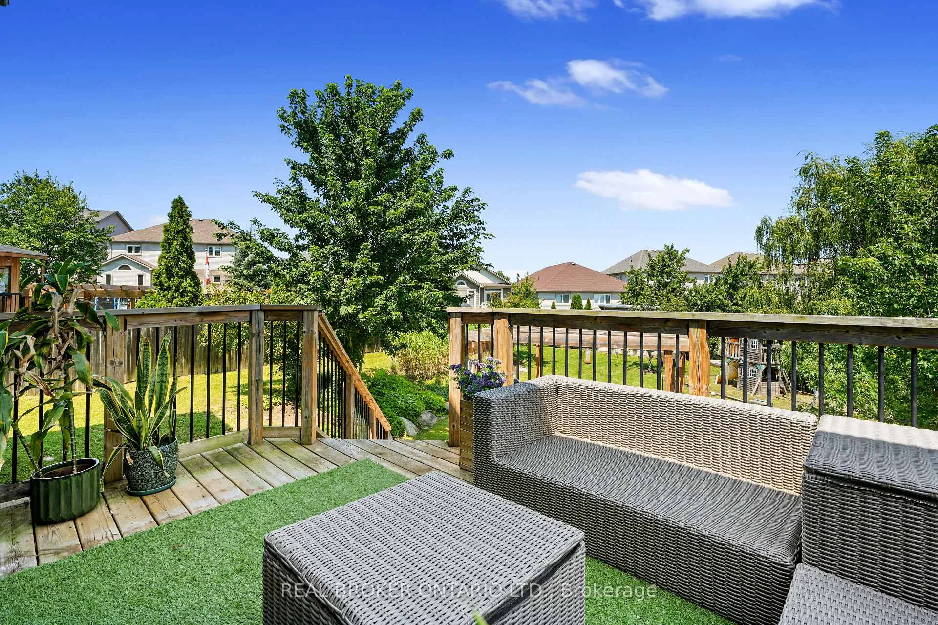 Photo 14 of 334 Blacksmith Way, Peterborough, Northcrest Ward 5 — HOMEH