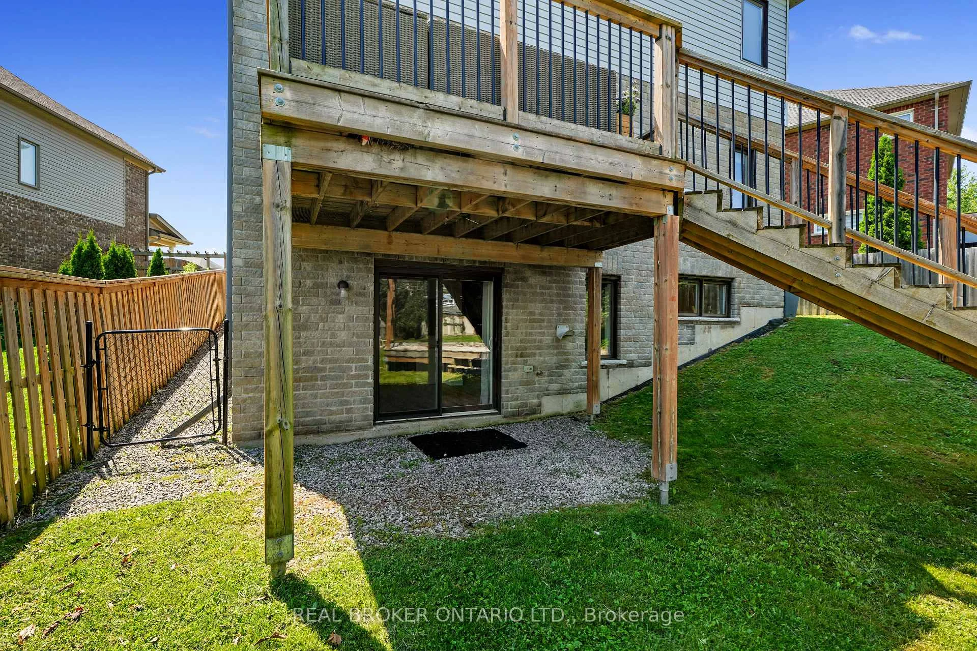 Photo 57 of 334 Blacksmith Way, Peterborough, Northcrest Ward 5 — HOMEH