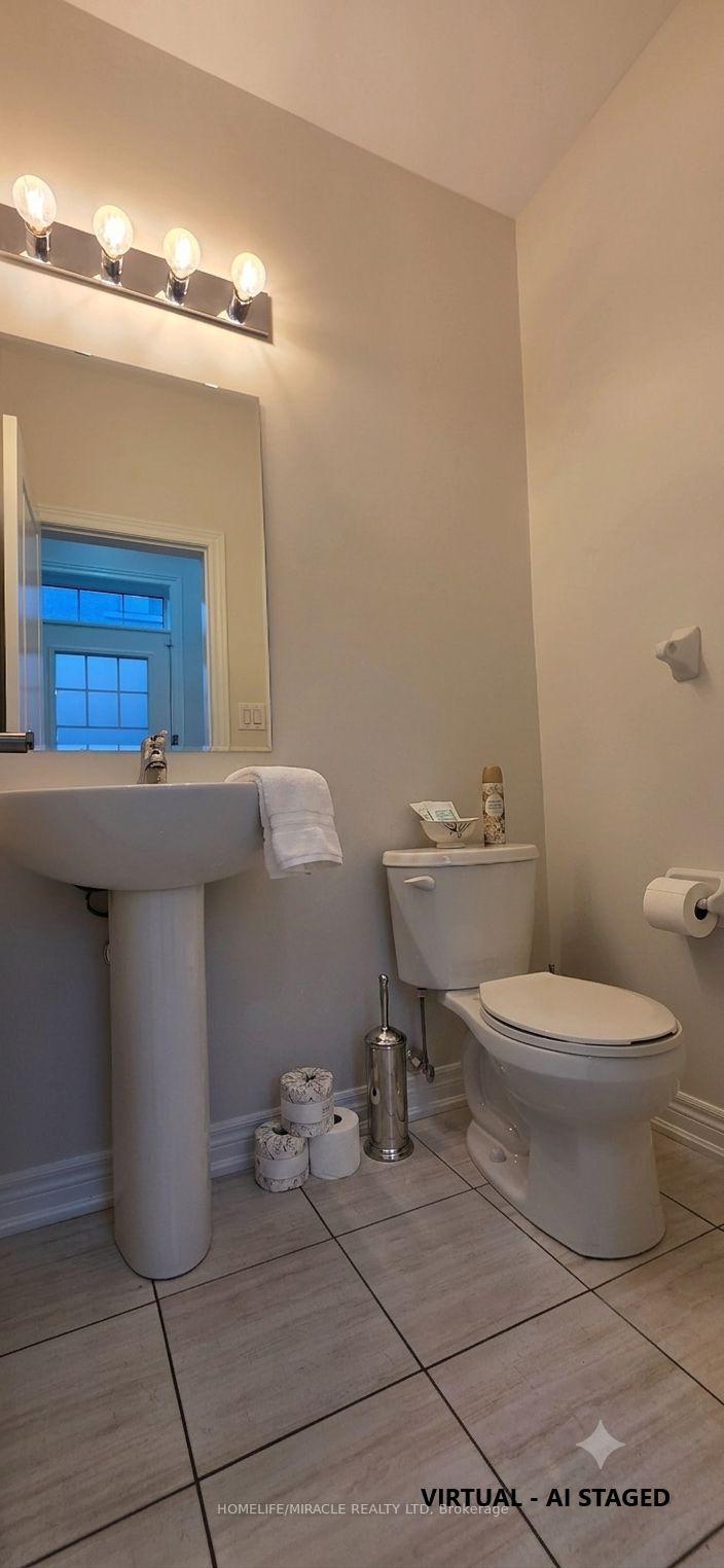 Photo 15 of 12 Thelma Drive, Whitby, Rural Whitby — HOMEH