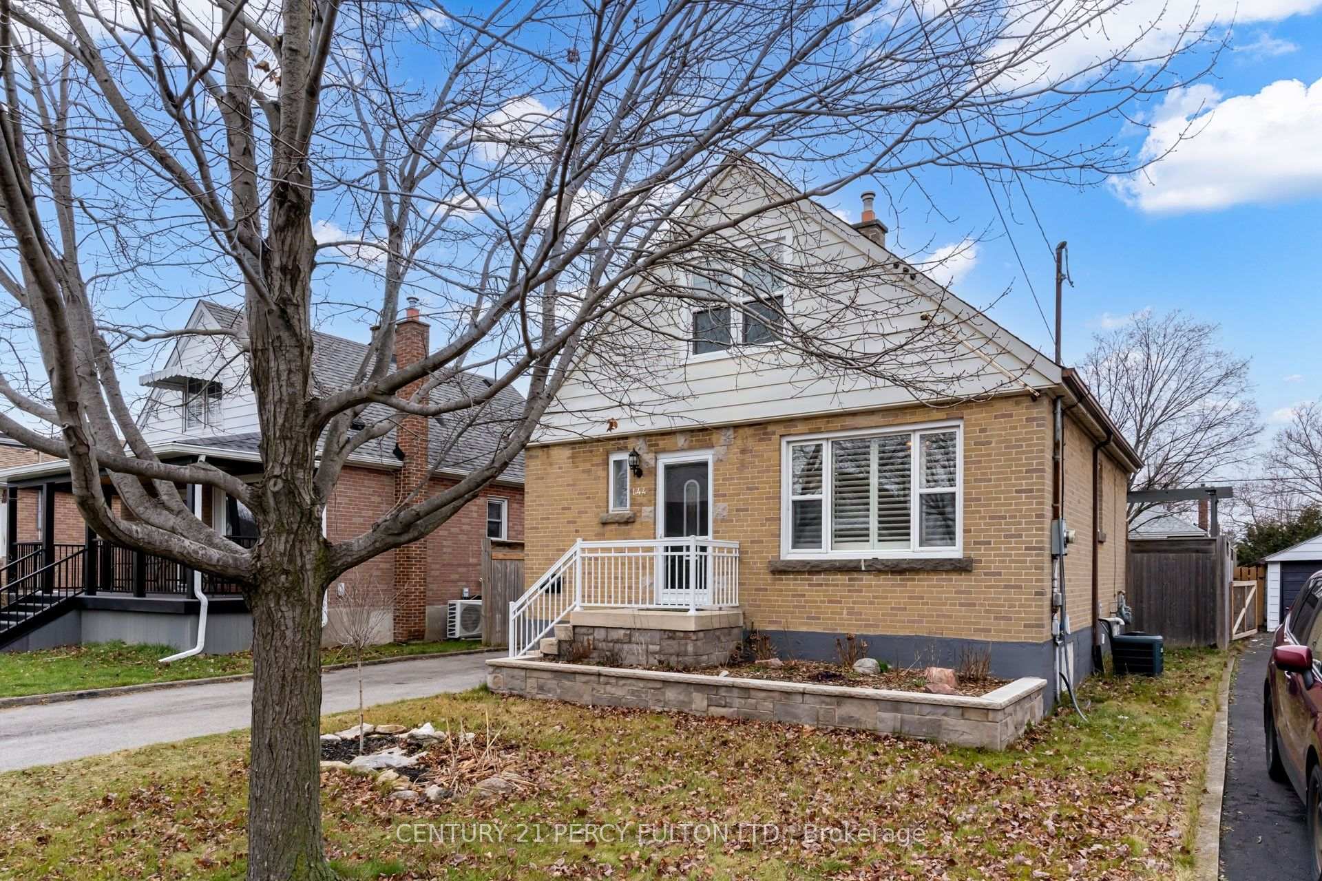 Photo 1 of Unit Basement, 144 Taylor Avenue, Hamilton, Glenview — HOMEH