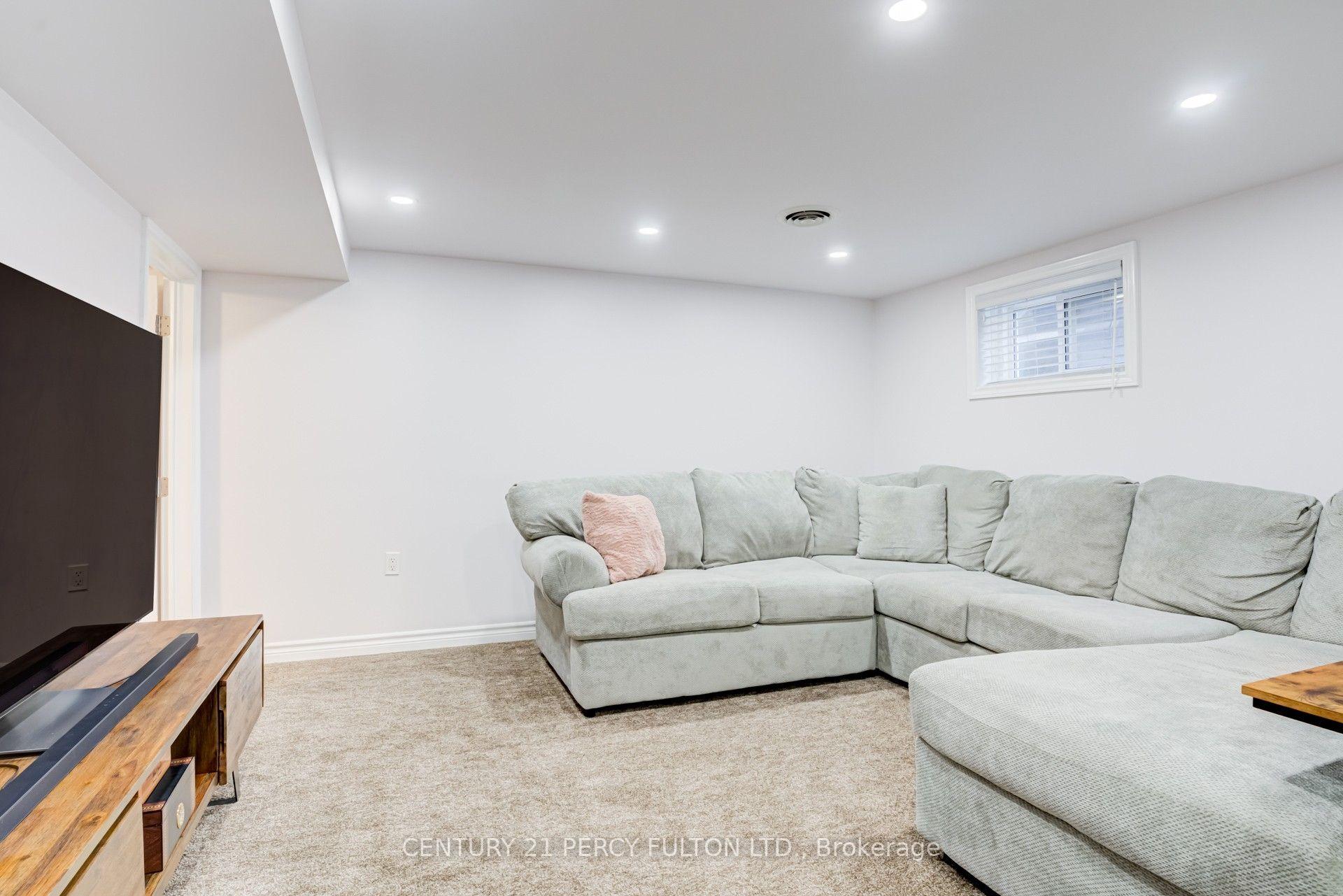 Photo 9 of Unit Basement, 144 Taylor Avenue, Hamilton, Glenview — HOMEH