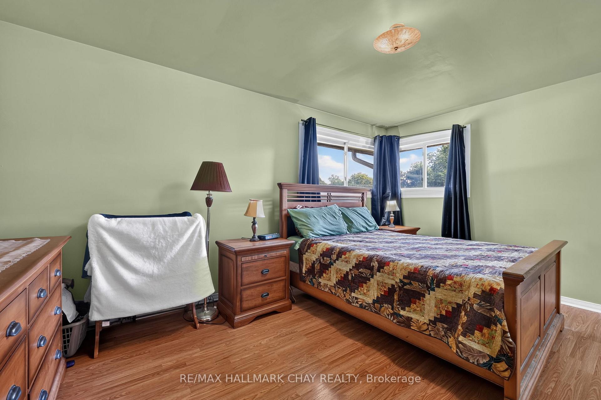 Photo 12 of 41 Albert Street, Kawartha Lakes, Bexley — HOMEH
