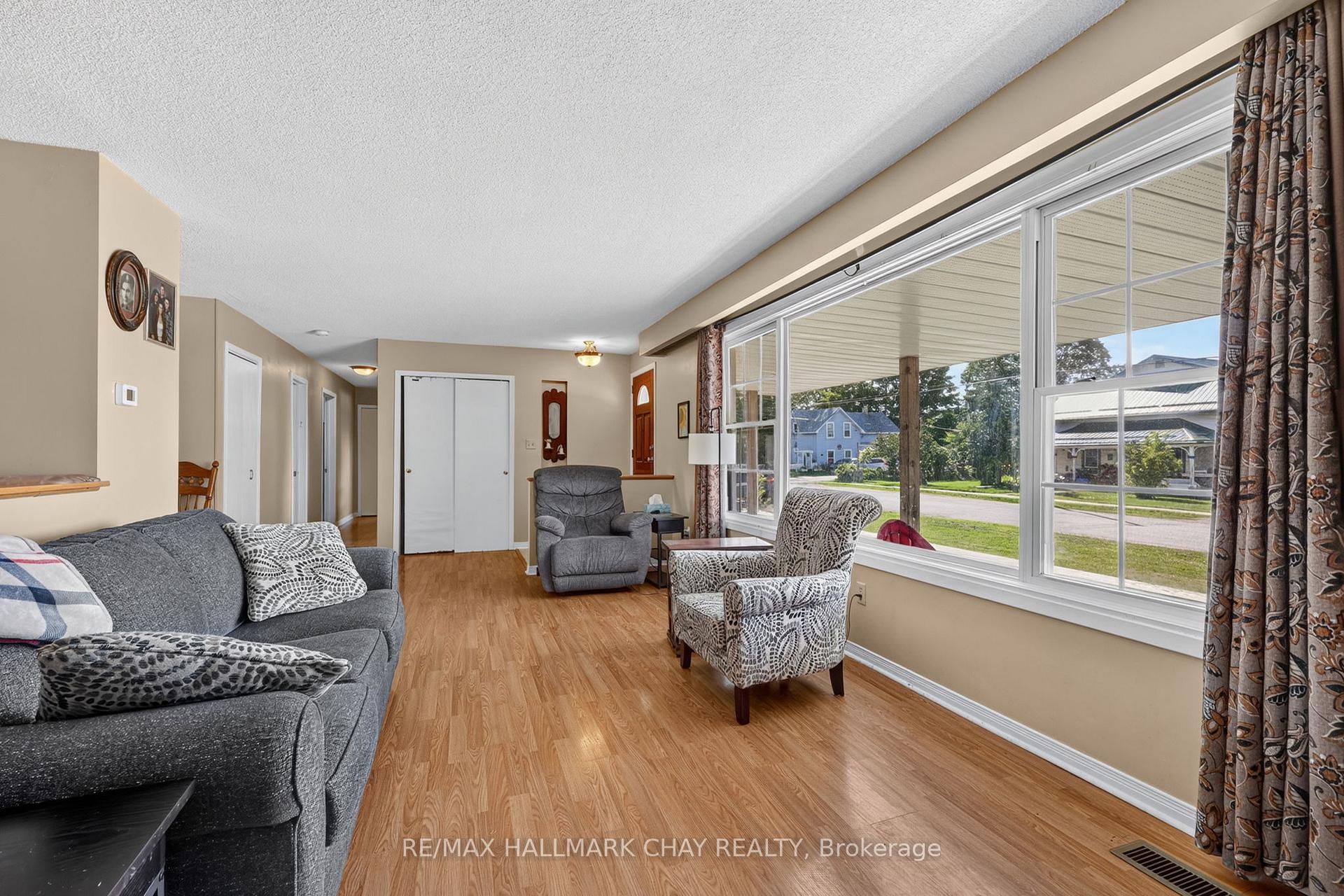 Photo 13 of 41 Albert Street, Kawartha Lakes, Bexley — HOMEH