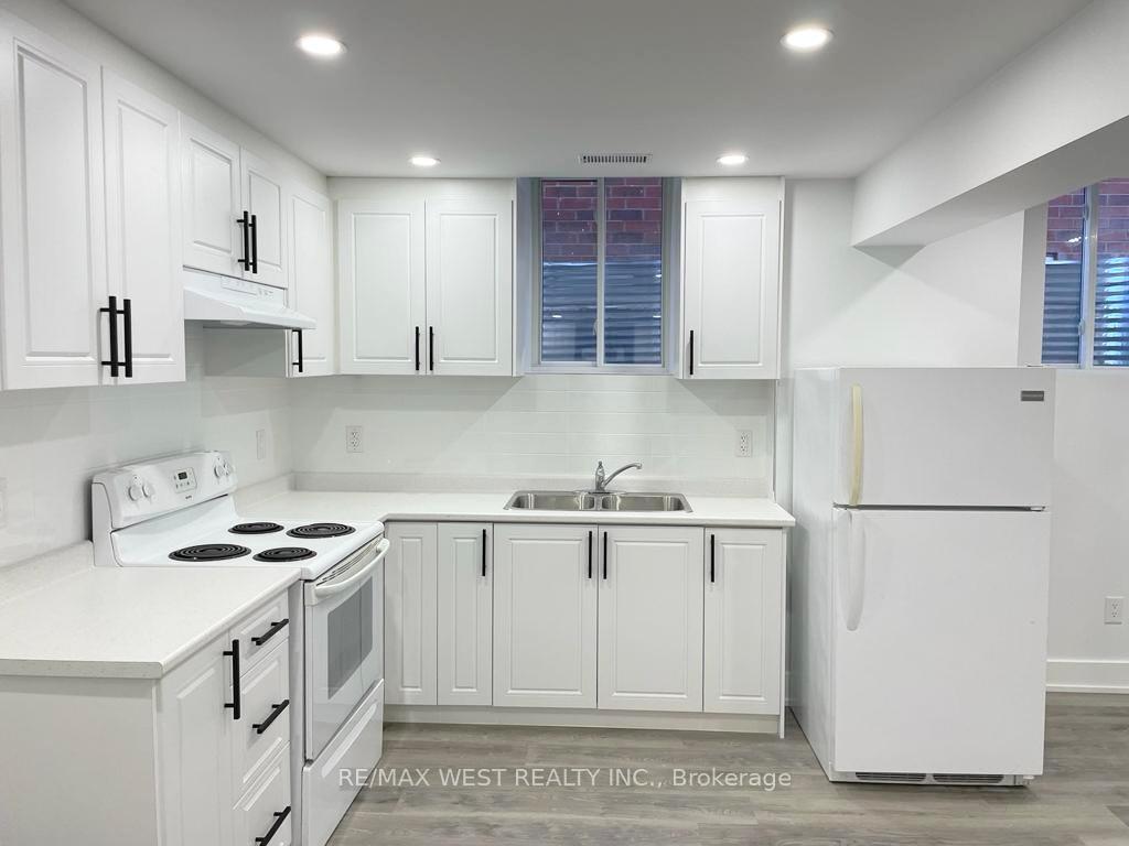 Photo 3 of Unit Basement, 26 Smoothwater Street, Brampton, Sandringham-Wellington — HOMEH