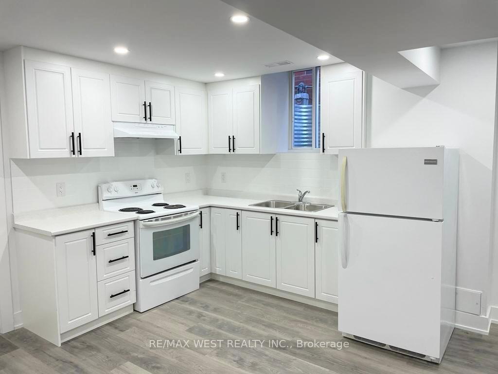 Photo 4 of Unit Basement, 26 Smoothwater Street, Brampton, Sandringham-Wellington — HOMEH