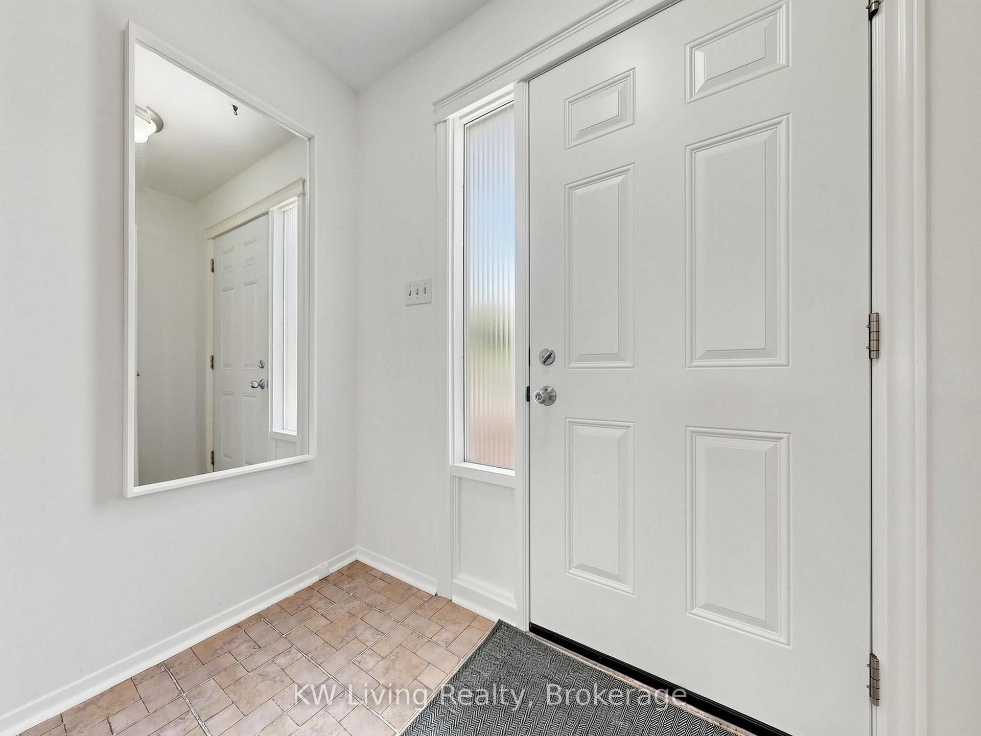 Photo 2 of 64 Burkwood Crescent, Scarborough, Malvern — HOMEH