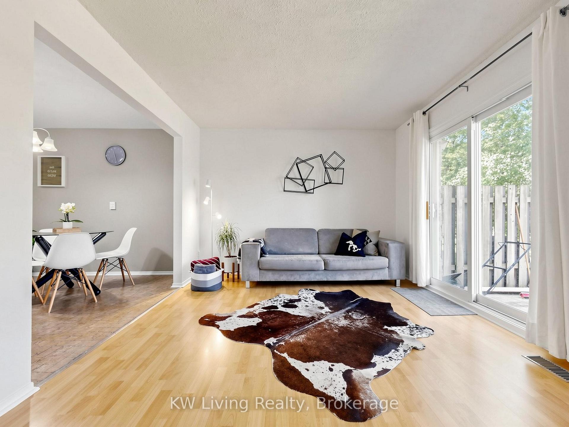 Photo 7 of 64 Burkwood Crescent, Scarborough, Malvern — HOMEH