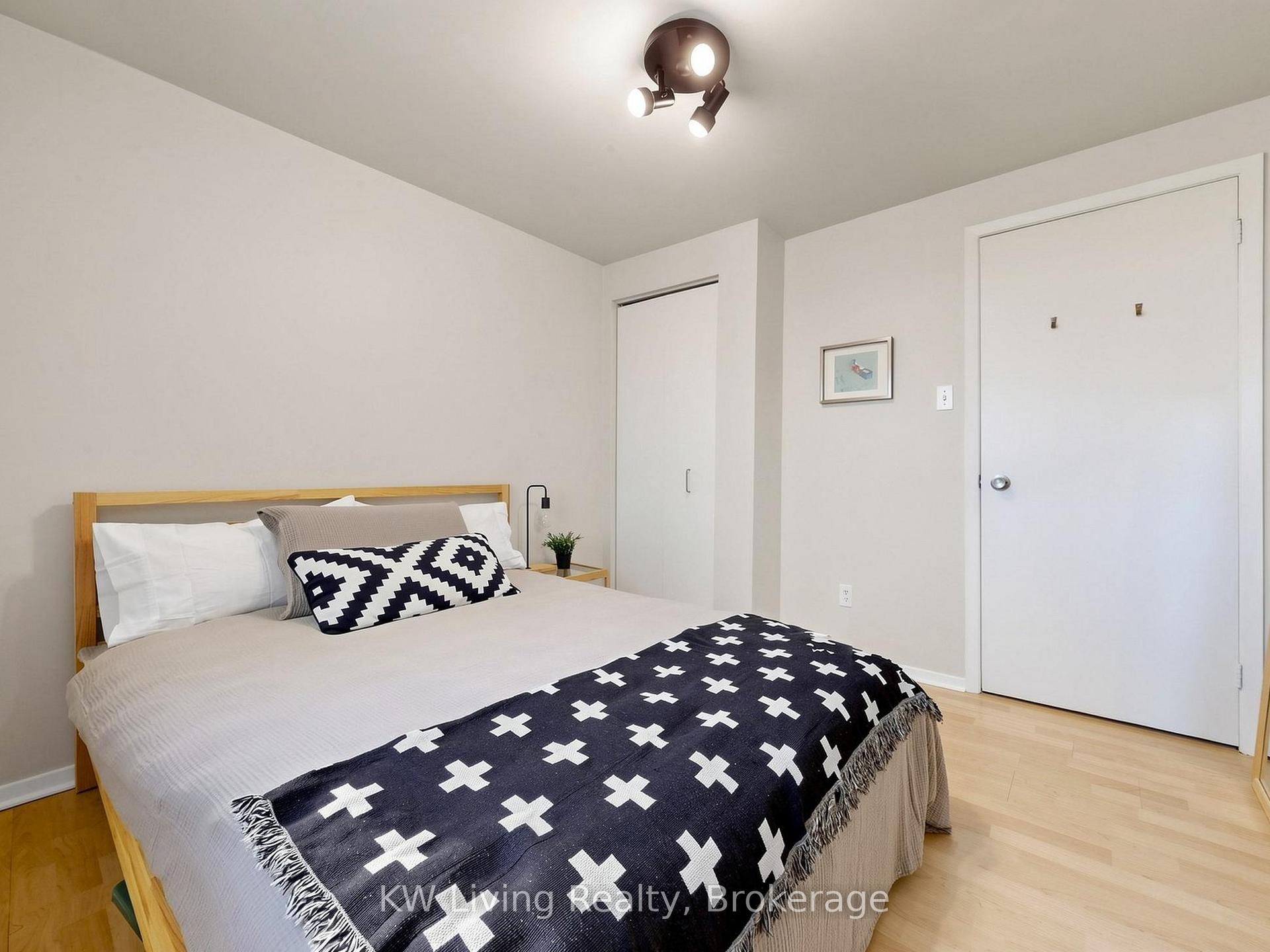 Photo 18 of 64 Burkwood Crescent, Scarborough, Malvern — HOMEH