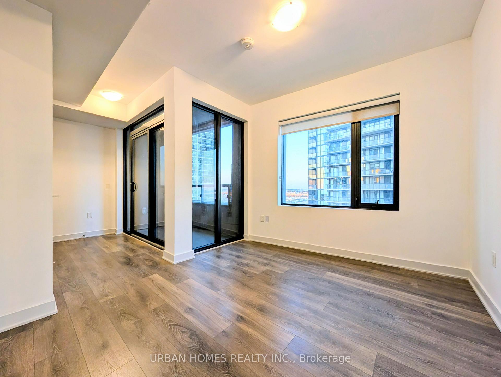 Photo 2 of Unit 1307, 2920 Highway 7 Road, Vaughan, Vaughan Corporate Centre — HOMEH