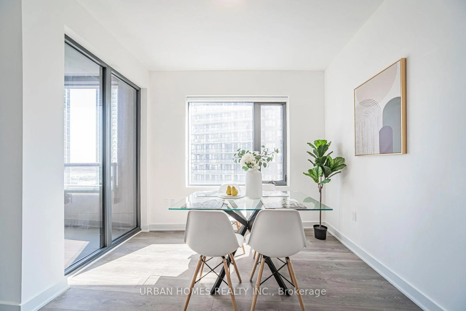 Photo 5 of Unit 1307, 2920 Highway 7 Road, Vaughan, Vaughan Corporate Centre — HOMEH