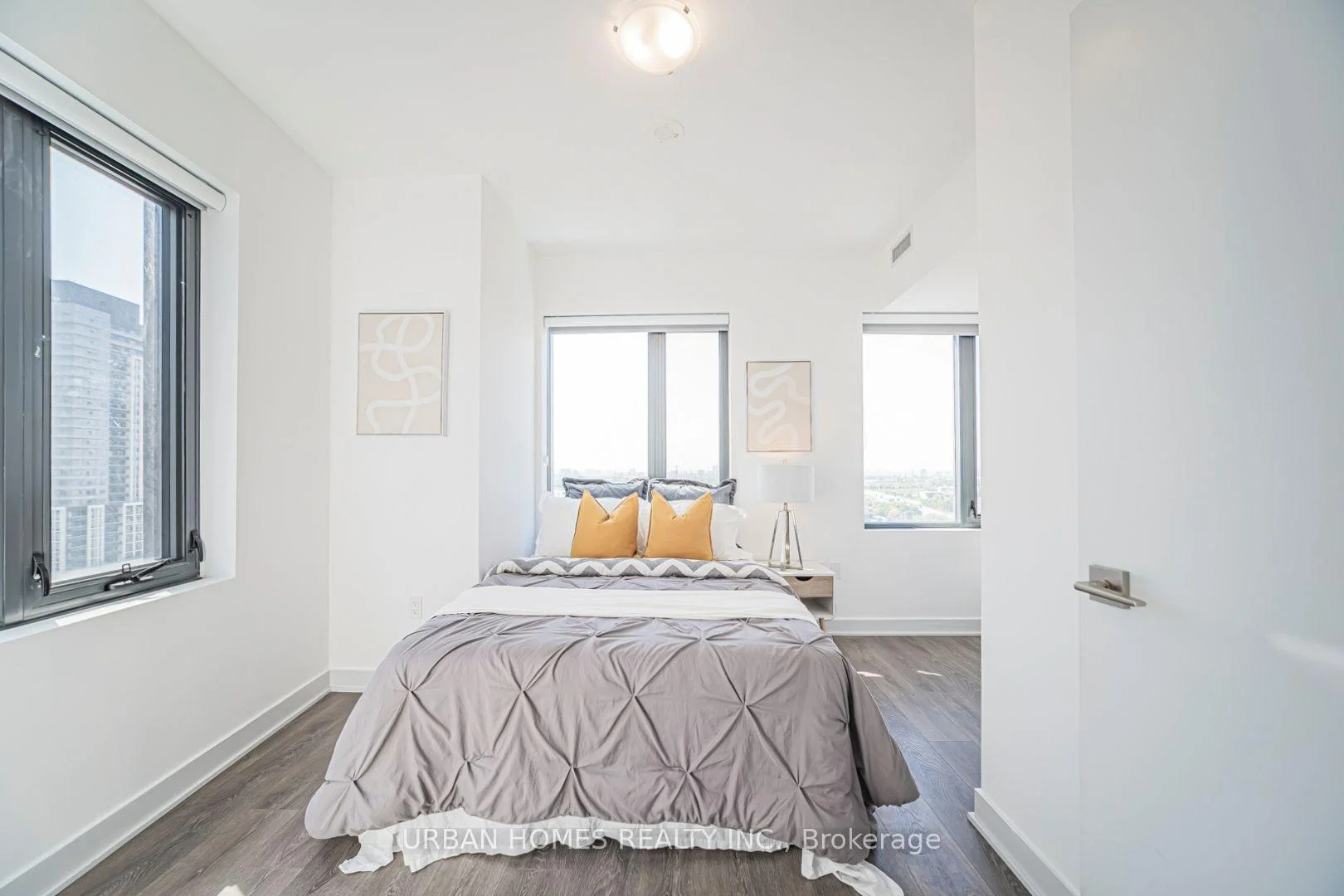Photo 31 of Unit 1307, 2920 Highway 7 Road, Vaughan, Vaughan Corporate Centre — HOMEH