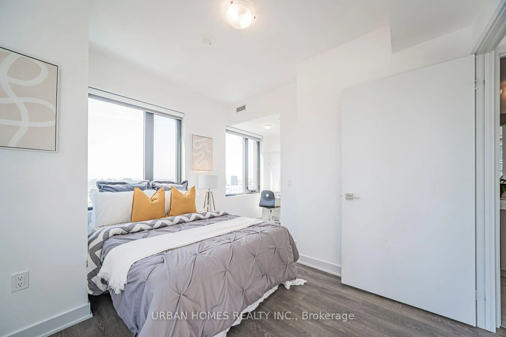 Photo 32 of Unit 1307, 2920 Highway 7 Road, Vaughan, Vaughan Corporate Centre — HOMEH