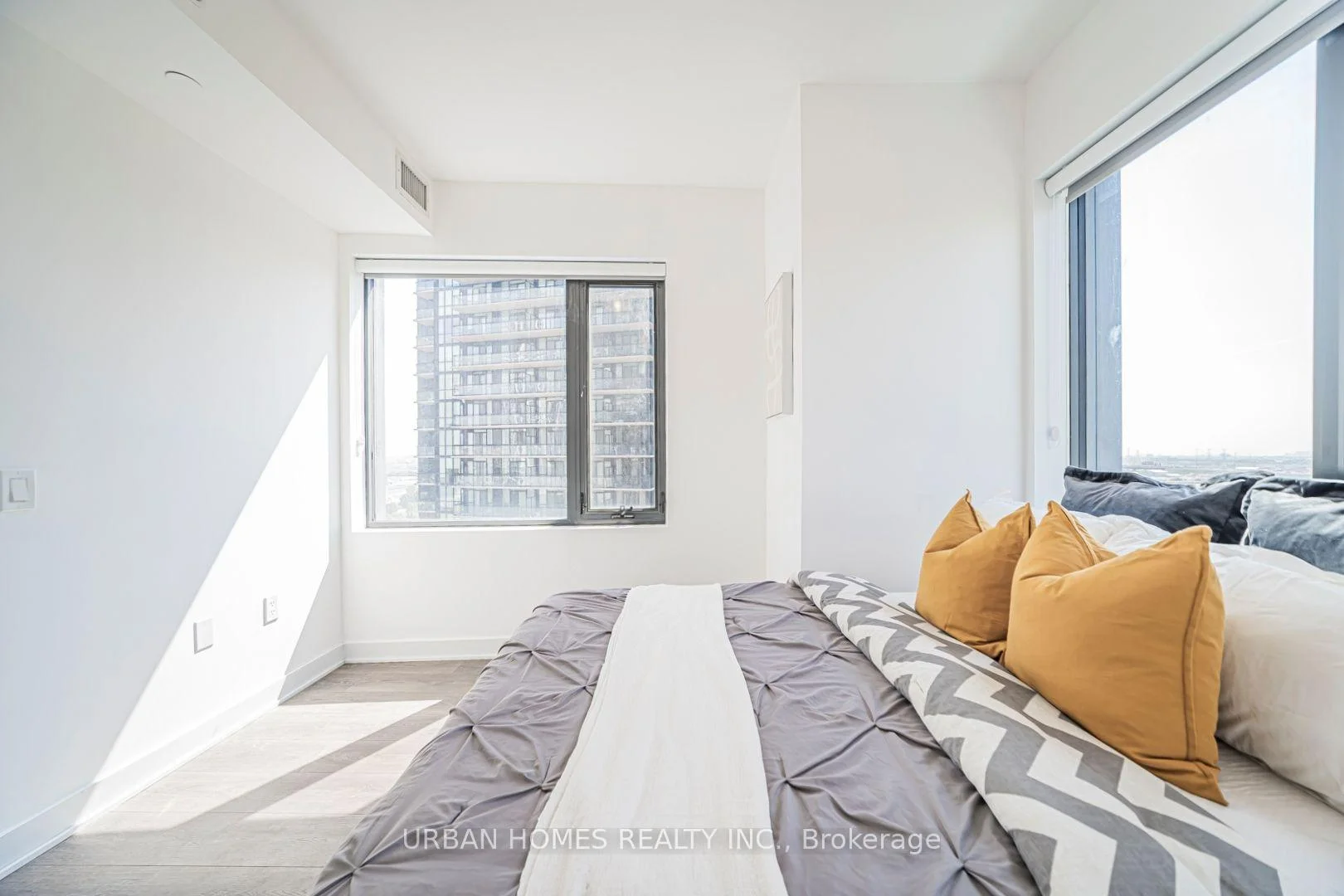 Photo 33 of Unit 1307, 2920 Highway 7 Road, Vaughan, Vaughan Corporate Centre — HOMEH