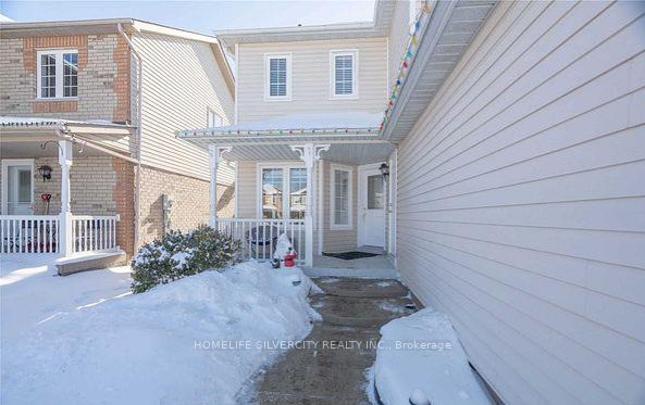 Photo 3 of 680 Langlaw Drive, Cambridge, Christopher-Champlain — HOMEH