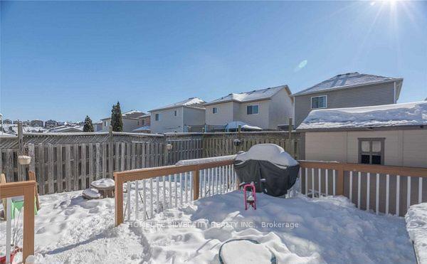 Photo 20 of 680 Langlaw Drive, Cambridge, Christopher-Champlain — HOMEH
