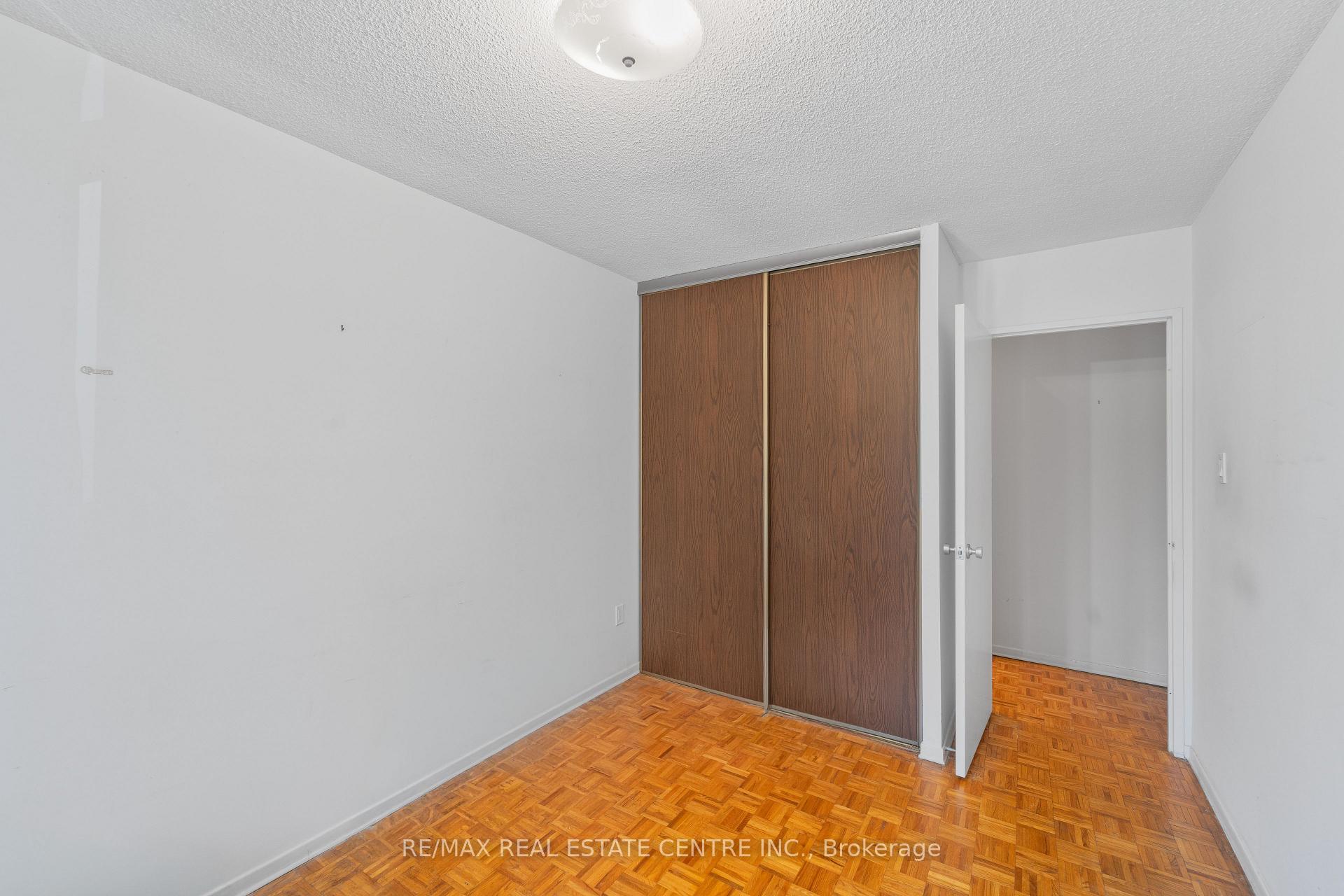 Photo 26 of Unit 806, 1964 Main Street W, Hamilton, Ainslie Wood — HOMEH