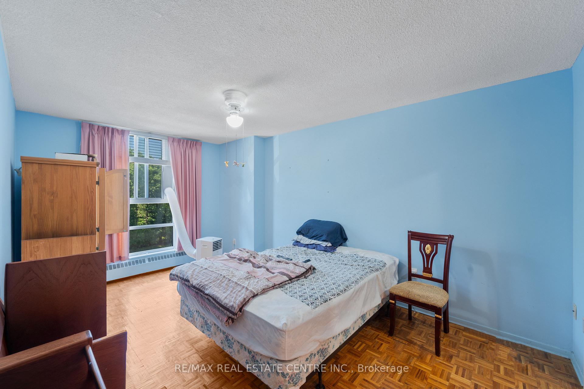 Photo 32 of Unit 806, 1964 Main Street W, Hamilton, Ainslie Wood — HOMEH