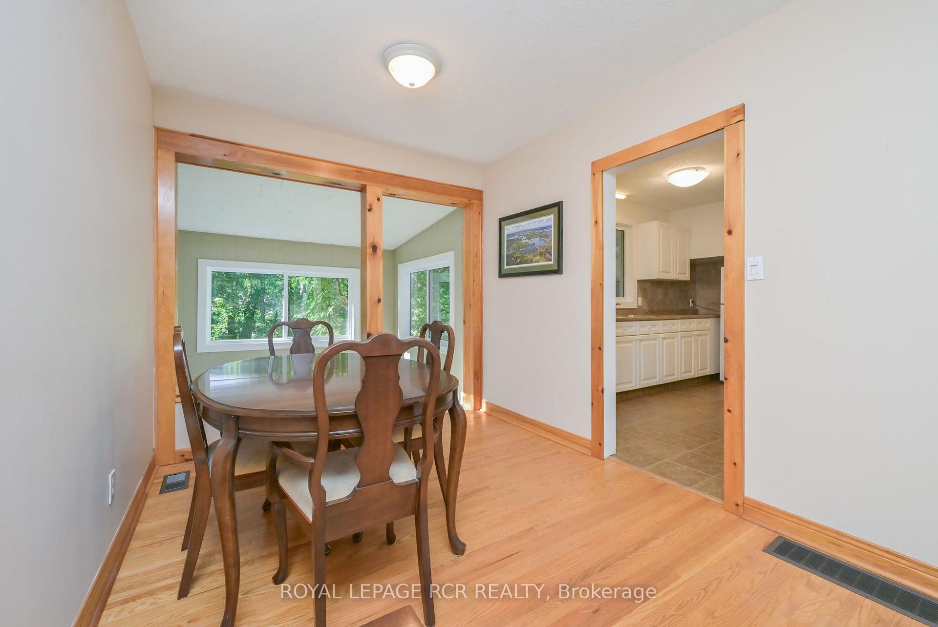 Photo 9 of 18 Doner Street, New Tecumseth, Alliston — HOMEH