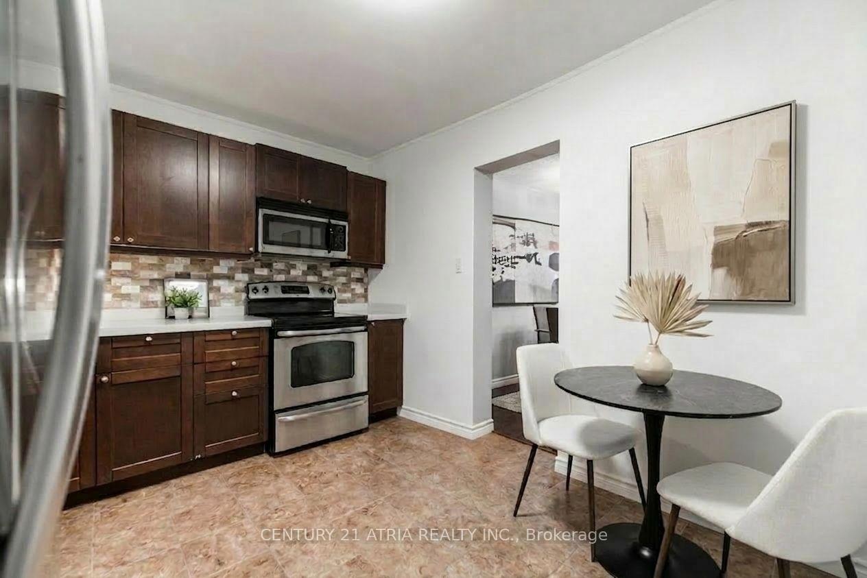 Photo 3 of Unit 41, 2825 Gananoque Drive, Mississauga, Meadowvale — HOMEH