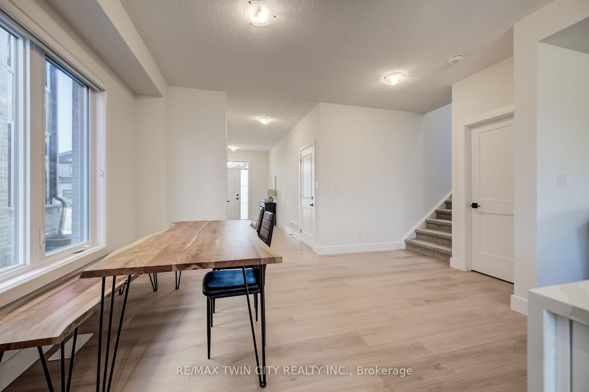 Photo 20 of 195 Otterbein Road, Kitchener, Grand River North — HOMEH