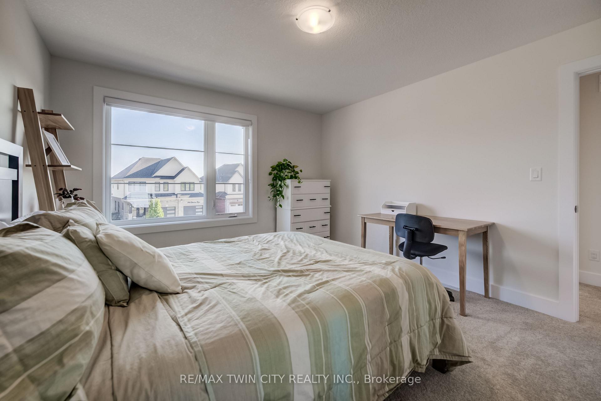 Photo 35 of 195 Otterbein Road, Kitchener, Grand River North — HOMEH