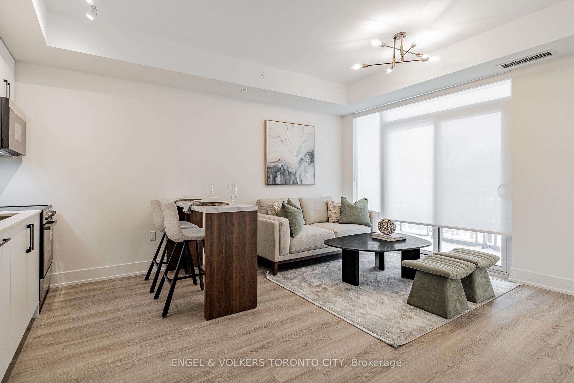Photo 10 of Unit 249, 2075 King Road, King, King City — HOMEH