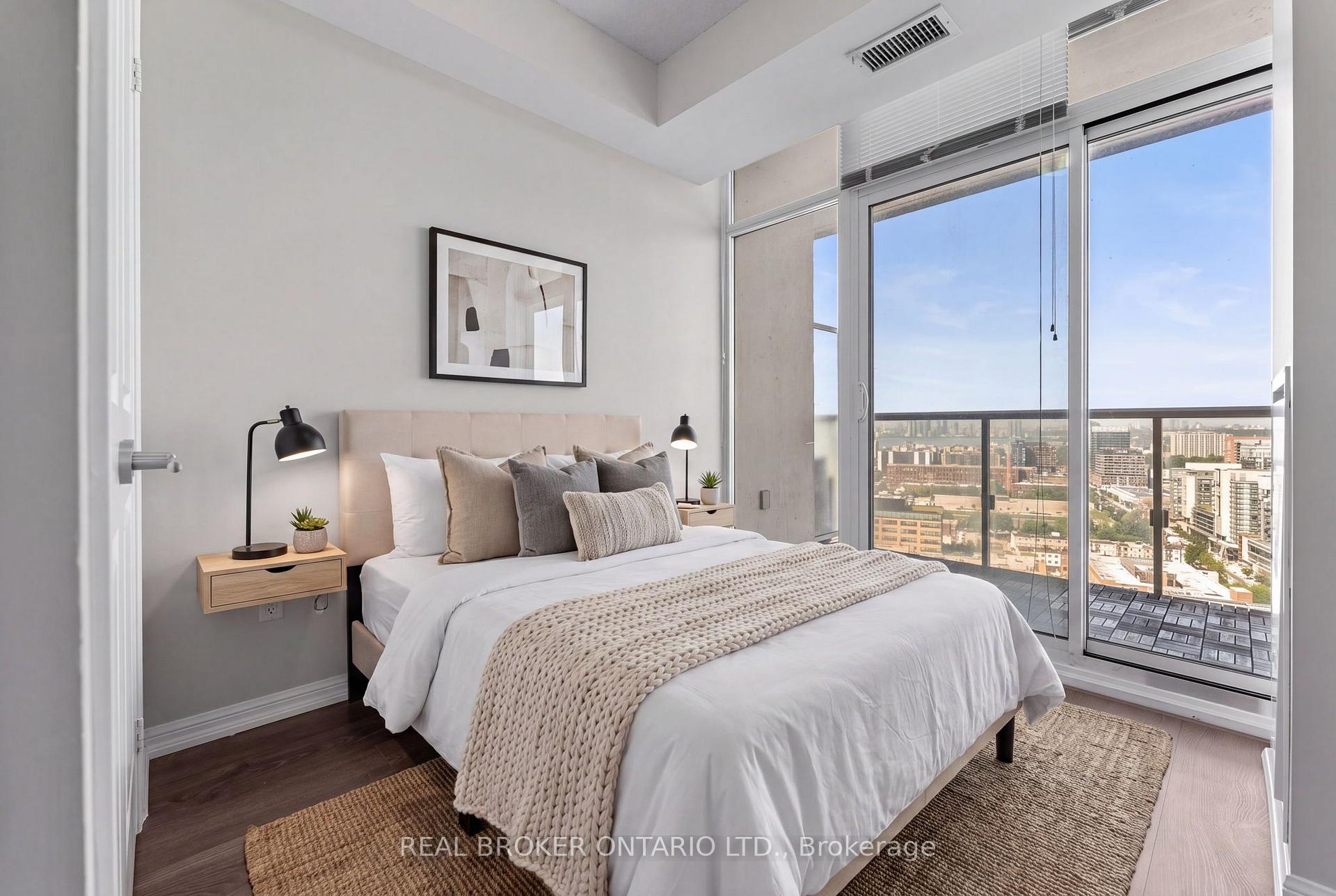 Photo 16 of Unit 2815, 125 Western Battery Road, Toronto, Niagara — HOMEH